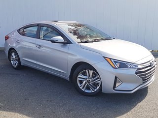 2020 Hyundai Elantra Preferred w/Sun & Safety Package | Roof | Cam