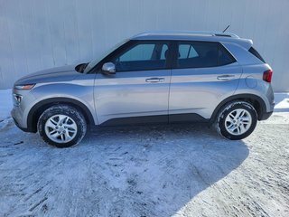 Hyundai Venue Preferred | Cam | USB | HtdSeat | Warranty to 2028 2023 à Saint John, Nouveau-Brunswick - 6 - w320h240px