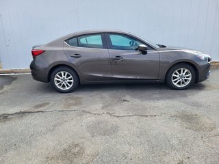 2015 Mazda 3 GS | Cam | USB | Bluetooth | Keyless | Cruise in Saint John, New Brunswick - 2 - w320h240px