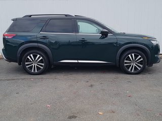 2023 Nissan Pathfinder Platinum | Leather | Roof | Nav | Cam | USB