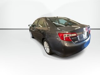 2014 Toyota Camry XLE in Saint John, New Brunswick - 6 - w320h240px
