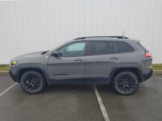 2023  Cherokee Trailhawk | Leather | SunRoof | Warranty to 2028 in Saint John, New Brunswick - 6 - w320h240px