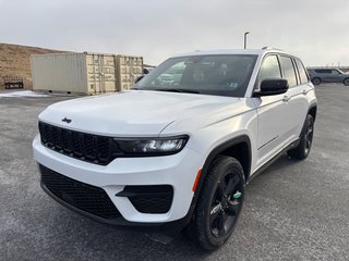 2024 Jeep Grand Cherokee Altitude | Leather | Sun Roof | Warranty to 2029 in Saint John, New Brunswick - 5 - w320h240px