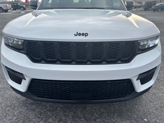 2024 Jeep Grand Cherokee Altitude | Leather | Sun Roof | Warranty to 2029 in Saint John, New Brunswick - 3 - w320h240px