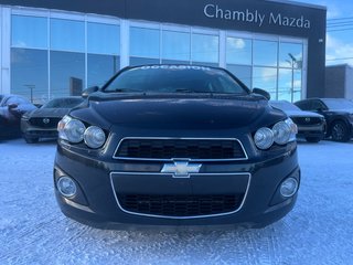 Chevrolet Sonic LT TOIT A/C REGULATEUR DE VITESSE ANTIPATINAGE 2013