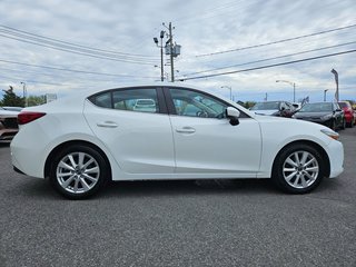 Mazda3 GS SIEGES ET VOLANT CHAUFFANTS CAMERA BLUETOOTH 2018