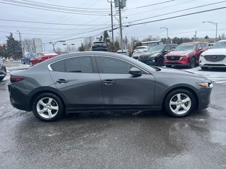 Mazda3 GS AWD A/C AUTO SIEGES ET VOLANT CHAUFFANTS CAMERA 2022