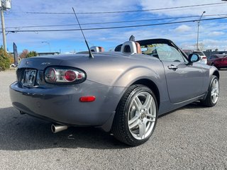 2008 Mazda MX-5 GT TOIT RIGIDE A/C SIEGES CHAUFFANTS REGULATEUR