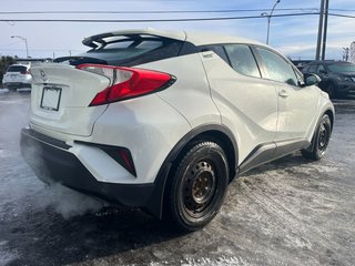 2018 Toyota C-HR XLE SIEGES CHAUFFANTS CAMERA A/C AUTO BIZONE MAGS