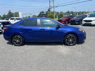 Toyota Corolla S TOIT SIEGES CHAUFFANTS BLUETOOTH A/C AUTO 2015