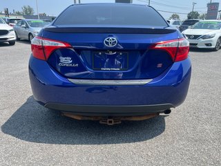 Toyota Corolla S TOIT SIEGES CHAUFFANTS BLUETOOTH A/C AUTO 2015