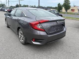 2018 Honda Civic LX Manual  MANUAL I CARPLAY I HEATED SEATS I CAMERA in Montréal, Quebec - 4 - w320h240px