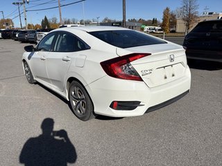 Honda Civic LX Manual I HEATED SEATS I CARPLAY I CAMERA I BLUETOOTH 2018 à Montréal, Québec - 4 - w320h240px