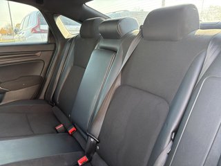 2022 Honda Civic Sport SUNROOF I HEATED SEATS AND STEERING WHEEL I CARPLAY MAGS I STARTER I CAMERA in Montréal, Quebec - 6 - w320h240px