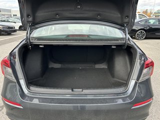 Honda Civic EX 22,000 KM I SUNROOF I MAGS I HEATED SEATS AND STEERING WHEEL I STARTER I ACTIVE SECURITY 2024 à Montréal, Québec - 6 - w320h240px
