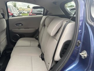 2017 Honda HR-V EX AWD I HEATED SEATS I MAGS I CAMERA I BLUETOOTH I SUNROOF in Montréal, Quebec - 6 - w320h240px