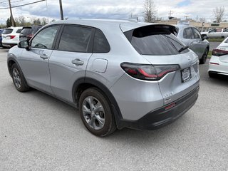 2025 Honda HR-V LX 2WD CVT IT'S A 2026!! 4200 KM!! FOR THE PRICE OF A 2025 in Montréal, Quebec - 3 - w320h240px