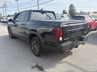2025 Honda Ridgeline Sport AWD 12,000,KM I HEATED SEATS I STARTER I CARPLAY I SUNROOF I MAGS I SOFT TONNEAU COVER I in Montréal, Quebec - 4 - w320h240px