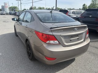 Hyundai Accent GL *Ltd Avail* 59,000 KM I CARPLAY I ANDROID AUTO I A/C I AUTOMATIC 2013 à Montréal, Québec - 4 - w320h240px