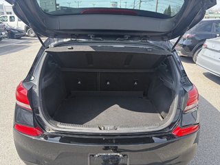 2018 Hyundai Elantra GT GLS 5 doors I CARPLAY I PANORAMIC SUNROOF I HEATED SEATS & STEERING WHEEL I ACTIVE SECURITY in Montréal, Quebec - 5 - w320h240px