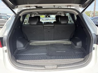 2017 Hyundai Santa Fe Sport AWD 4dr 2.0T Limited  LEATHER I HEATED AND VENTILATED SEATS I MAGS I CARPLAY SUNROOF in Montréal, Quebec - 4 - w320h240px