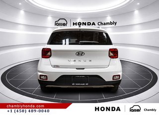 2023 Hyundai Venue Preferred IVT MAGS I HEATED SEATS & STEERING WHEEL I CARPLAY I STARTER in Montréal, Quebec - 6 - w320h240px