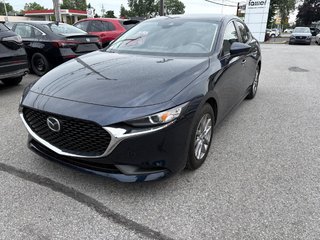 2021 Mazda 3 GS CARPLAY I HEATED SEATS AND STEERING WHEEL I ACTIVE SECURITY in Montréal, Quebec - 3 - w320h240px