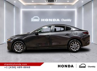 2022 Mazda 3 GX  CARPLAY// HEATED SEATS// REMOTE // MAGS// CAMERA in Montréal, Quebec - 4 - w320h240px