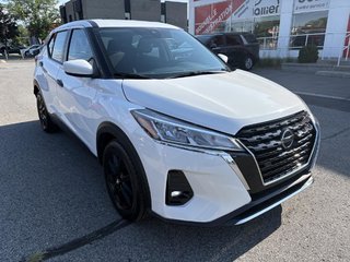 2021 Nissan Kicks S  MAGS I CARPLAY HEATED SEATS I CAMERA I ACTIVE SECURITY in Montréal, Quebec - 2 - w320h240px