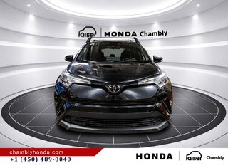 Toyota C-HR XLE 2019 à Montréal, Québec - 2 - w320h240px