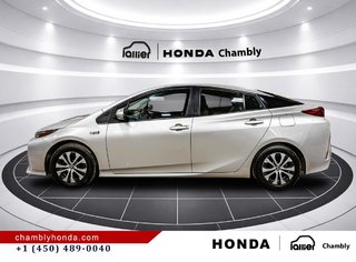 2021 Toyota Prius Prime MAGS I HEATED SEATS I CARPLAY I 2$ FOR A LITRE IS NOT THAT BAD!!! in Montréal, Quebec - 4 - w320h240px