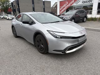 2023 Toyota Prius Prime SE Auto I CARPLAY I MAGS I HEATED SEATS I CAMERA I ACTIVE SECURITY in Montréal, Quebec - 2 - w320h240px