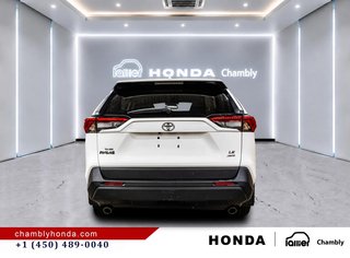 Toyota RAV4 LE AWD CARFAX CLEAN // CARPLAY// HEATED SEATS// CAMERA 2021 à Montréal, Québec - 6 - w320h240px