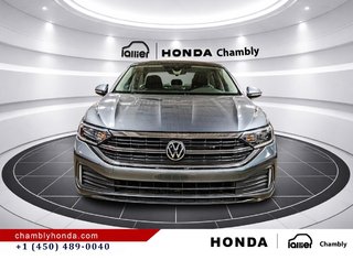 2023 Volkswagen Jetta Highline CUIR I HEATED SEATS I MAGS I CAMERA I CARPLAY I ACTIVE SECURITY in Montréal, Quebec - 2 - w320h240px