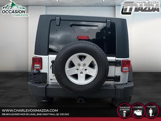 2010 Jeep Wrangler Unlimited Islander