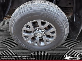 2022 Toyota Tacoma SR5 V6