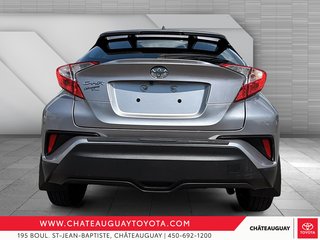 2019 Toyota C-HR LE in Châteauguay, Quebec - 3 - w320h240px