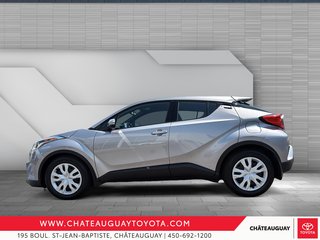 2019 Toyota C-HR LE in Châteauguay, Quebec - 5 - w320h240px
