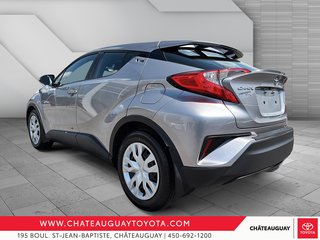 2019 Toyota C-HR LE in Châteauguay, Quebec - 4 - w320h240px