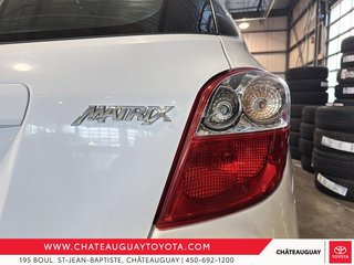 2013 Toyota Matrix in Châteauguay, Quebec - 6 - w320h240px