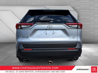 Toyota RAV4 LE AWD 2021 à Châteauguay, Québec - 3 - w320h240px