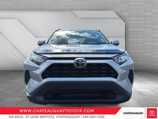 Toyota RAV4 LE AWD 2021 à Châteauguay, Québec - 2 - w320h240px