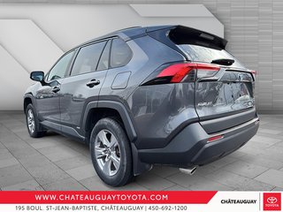 Toyota RAV4 Hybrid XLE 2023 à Châteauguay, Québec - 4 - w320h240px
