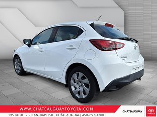 Toyota Yaris Hatchback  2020 à Châteauguay, Québec - 4 - w320h240px