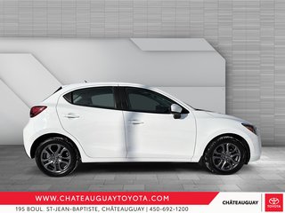 Toyota Yaris Hatchback XLE 2020 à Châteauguay, Québec - 5 - w320h240px