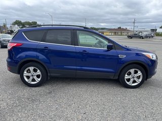 2016 Ford Escape SE in Chibougamau, Quebec - 6 - w320h240px