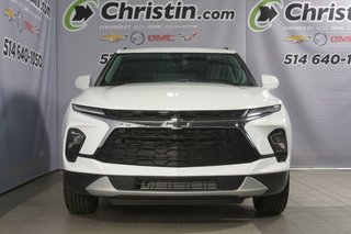 Chevrolet Blazer  2024 à Montréal, Québec - 2 - w320h240px