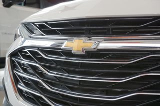 Chevrolet Malibu  2024 à Montréal, Québec - 5 - w320h240px