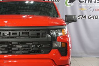 Chevrolet Silverado 1500  2024 à Montréal, Québec - 6 - w320h240px