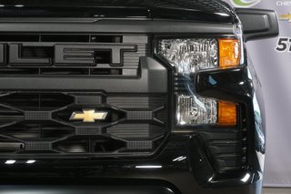 2024 Chevrolet Silverado 1500 in Montreal, Quebec - 7 - w320h240px